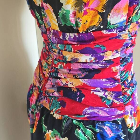 Vtg.1980s Floral Ruched Bodice Dress, Blk/Red Reverse Floral Prt. Ruffle Slv, S - Picture 5 of 7